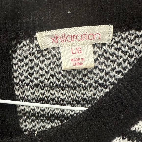 Xhilaration Monochrome Knit Dress - Picture 2 of 4